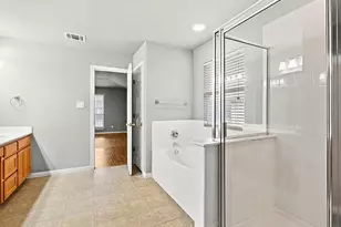 2200 N Shields Dr, Austin, TX 78727 - Photo 14