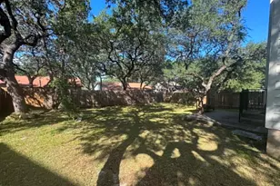 2037 Northview Dr, San Marcos, TX 78666 - Photo 14