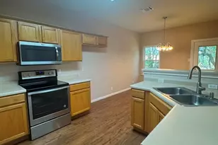2037 Northview Dr, San Marcos, TX 78666 - Photo 6