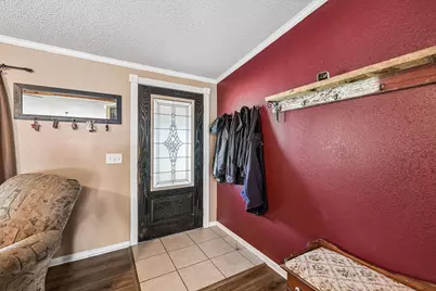 541 Hidden Oaks Drive, Elgin, TX 78621 - Photo 4