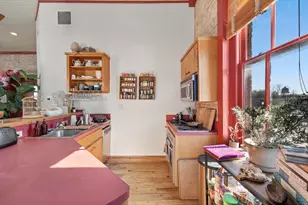 707 Chestnut St, Bastrop, TX 78602 - Photo 6