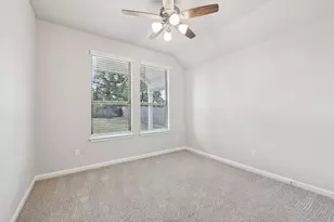 601 Los Olives Ln, Liberty Hill, TX 78641 - Photo 18