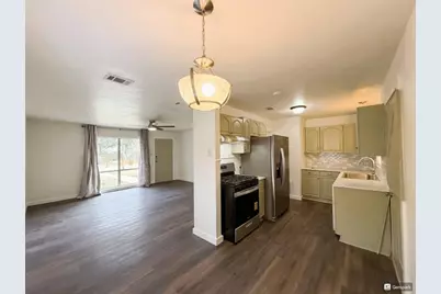 501 Sacramento Drive, Austin, TX 78704 - Photo 2