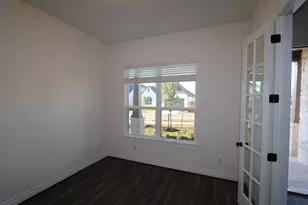 109 White Magnolia Cv, Georgetown, TX 78628 - Photo 2