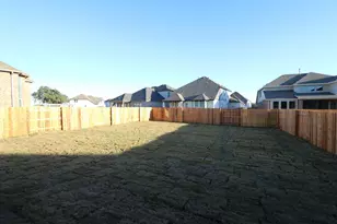 109 White Magnolia Cv, Georgetown, TX 78628 - Photo 16