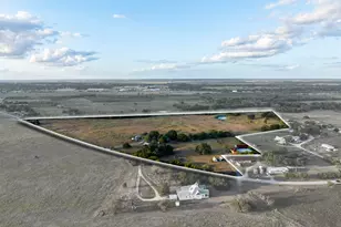 425 Seawillow Rd, Lockhart, TX 78644 - Photo 1
