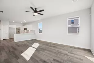 2090 Alice Jay Wy, Round Rock, TX 78665 - Photo 12