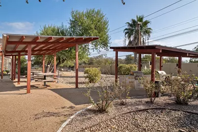 1101 Grove Boulevard #304, Austin, TX 78741 - Photo 30