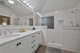 5935 Salcon Cliff Dr, Austin, TX 78749 - Photo 14