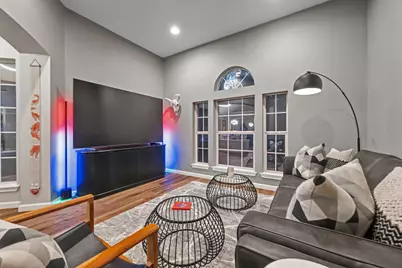 5935 Salcon Cliff Drive, Austin, TX 78749 - Photo 6