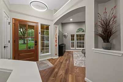 5935 Salcon Cliff Drive, Austin, TX 78749 - Photo 4