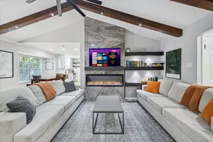 10414 Quail Ridge Dr, Austin, TX 78758 - Photo 2