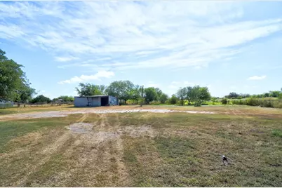 17398 Benton City Road, Von Ormy, TX 78073 - Photo 24