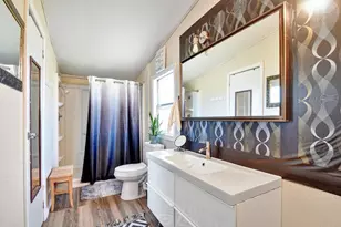 17398 Benton City Rd, Von Ormy, TX 78073 - Photo 14