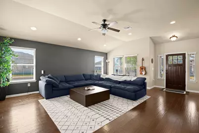 820 Bryce Canyon Drive, Pflugerville, TX 78660 - Photo 8