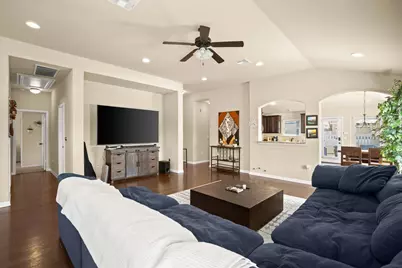 820 Bryce Canyon Drive, Pflugerville, TX 78660 - Photo 10