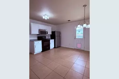 710 Eaglecreek Drive, Leander, TX 78641 - Photo 8