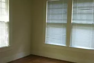 615 W 37th St, Austin, TX 78705 - Photo 6
