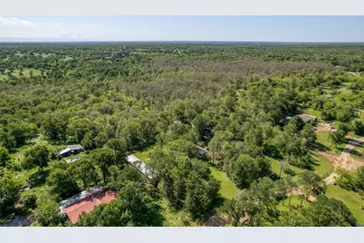 201 Fawn Ridge Road, Cedar Creek, TX 78612 - Photo 10