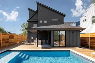 3414 Pennsylvania Ave, Austin, TX 78721 - Photo 2