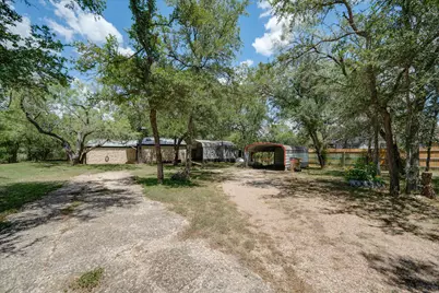 150 Lakeview Drive, Del Valle, TX 78617 - Photo 28