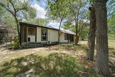 150 Lakeview Drive, Del Valle, TX 78617 - Photo 24
