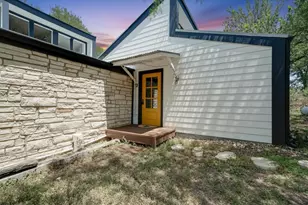 150 Lakeview Dr, Del Valle, TX 78617 - Photo 1