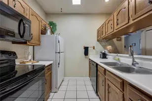 3011 Fruth St, Austin, TX 78705 - Photo 6
