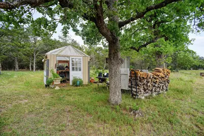 13831 Tx-95 Highway, Flatonia, TX 78941 - Photo 32