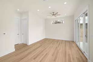 6107 Richardson Ln, Austin, TX 78741 - Photo 6