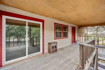 201 930 Private Rd, Taylor, TX 76574 - Photo 6