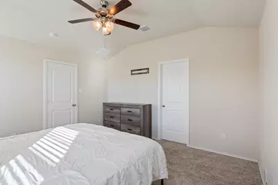 829 Ibis Falls Loop, Jarrell, TX 76537 - Photo 16