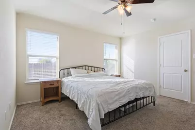 829 Ibis Falls Loop, Jarrell, TX 76537 - Photo 14