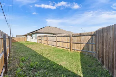 829 Ibis Falls Loop, Jarrell, TX 76537 - Photo 26