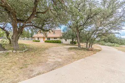 15 Tall Oaks Trail, Austin, TX 78737 - Photo 2