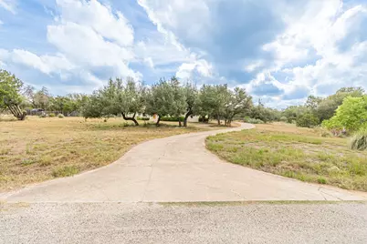 15 Tall Oaks Trail, Austin, TX 78737 - Photo 4