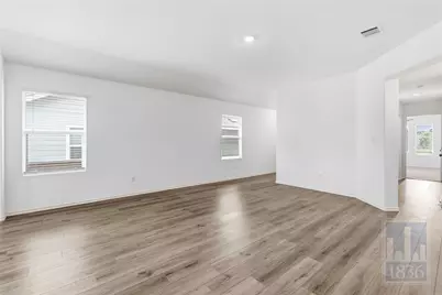 190 Tofalla, Kyle, TX 78640 - Photo 4