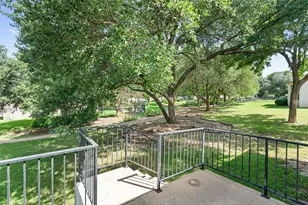 121 Larkspur Ln, Georgetown, TX 78633 - Photo 1