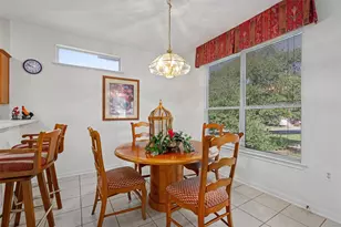 121 Larkspur Ln, Georgetown, TX 78633 - Photo 12