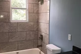 1804 Garden St, Austin, TX 78702 - Photo 10