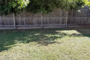 1804 Garden St, Austin, TX 78702 - Photo 6