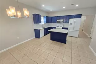 7509 Lazy Creek Dr, Austin, TX 78724 - Photo 2