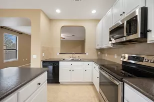 5521 Alomar Cove, Del Valle, TX 78617 - Photo 10