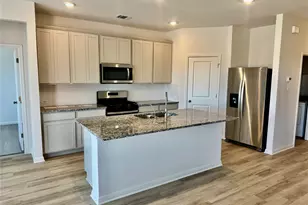 291 Texas Agate Dr, Kyle, TX 78640 - Photo 2