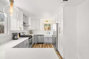 5002 Ledesma Rd, Austin, TX 78721 - Photo 2