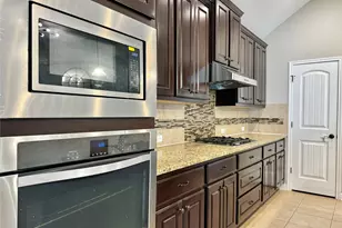 4207 Oldenburg Ln, Cedar Park, TX 78613 - Photo 24