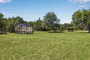 3660 Stagecoach Ranch Loop, Dripping Springs, TX 78620 - Photo 28