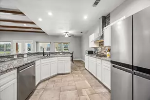 3660 Stagecoach Ranch Loop, Dripping Springs, TX 78620 - Photo 12