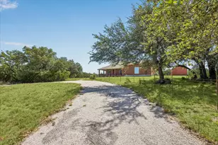 3660 Stagecoach Ranch Loop, Dripping Springs, TX 78620 - Photo 30