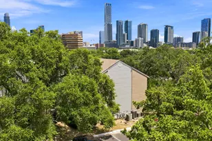 802 S 1st St, Austin, TX 78704 - Photo 24